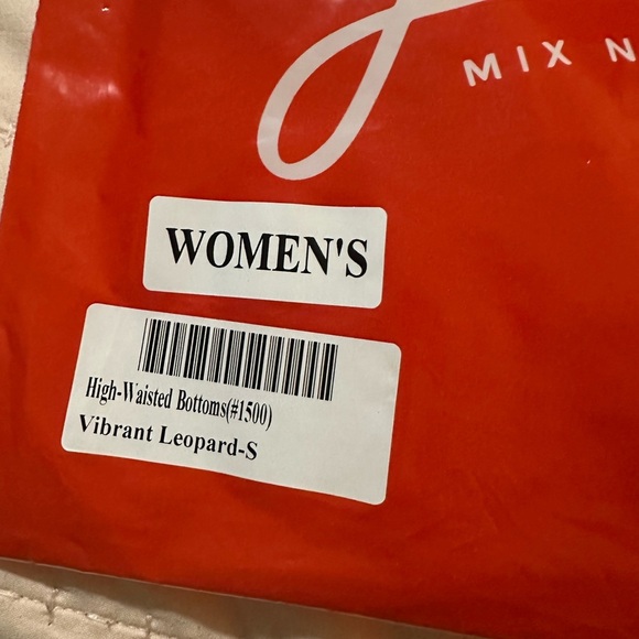 KORTNI JEANE High-Waisted Swim Bottoms “Vibrant Leopard” Sz S - NWT - Picture 3 of 8